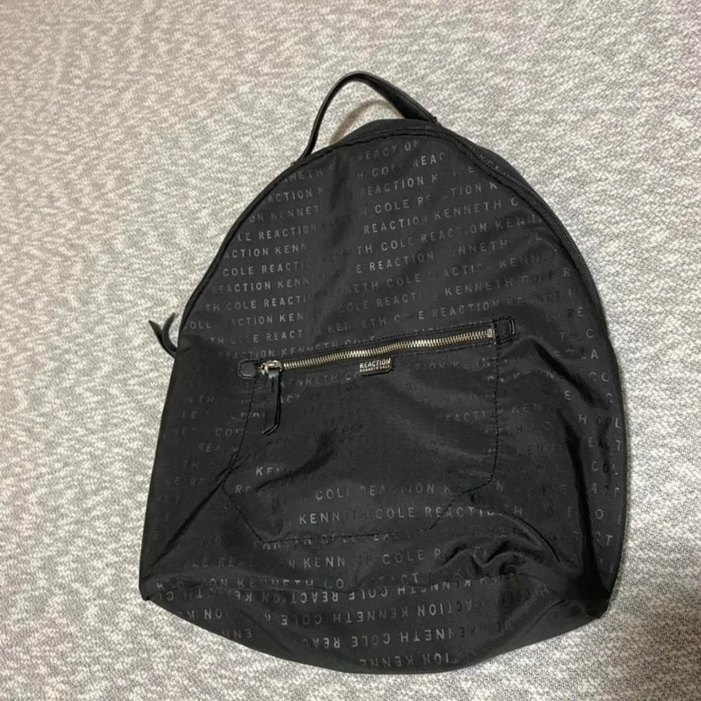 Kenneth Kole black pack. SKU-A74